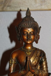 Buddha-Statue, betend